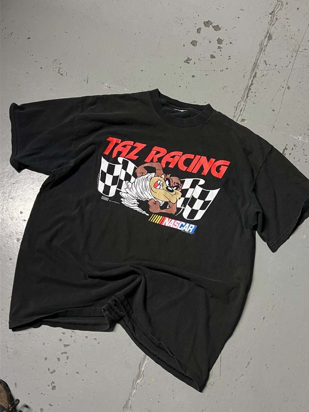 Vintage 1997 Taz Racing NASCAR T-shirt Size XL -